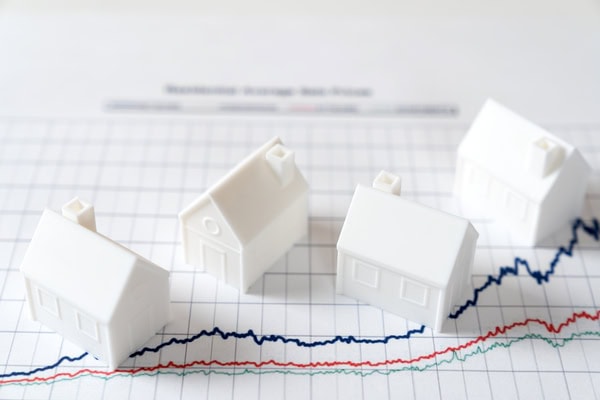ImmoSky Deutschland GmbH vs. ImmoSky Schweiz: Unterschiede im Immobilienmarkt